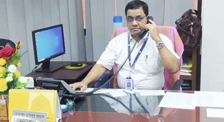 নিজ ঘরে ঝুলছিল বাংলাদেশ ব্যাংকের যুগ্ম পরিচালকের মরদেহ